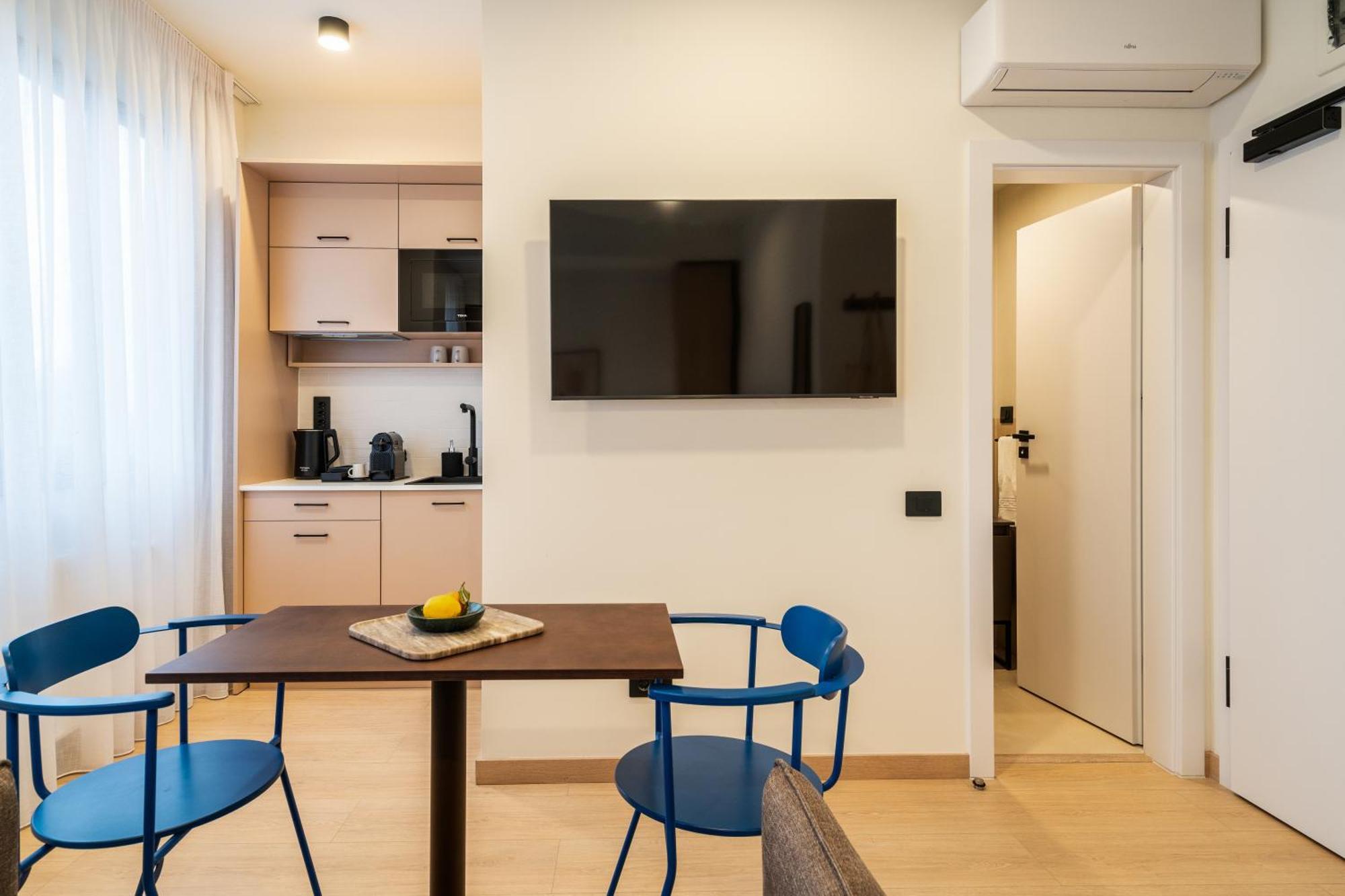 Old Town Apartments By Olala Homes Bucureşti Exterior foto